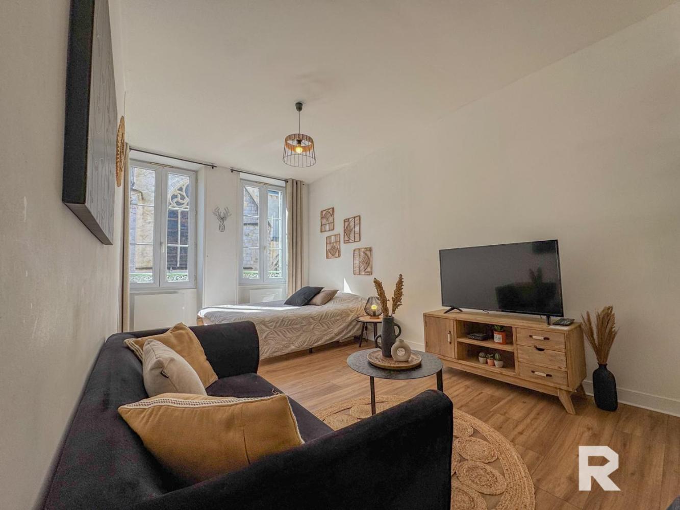 O Centre- Chaleureux - Fibre - Netflix Apartment มงตาร์ฌี ภายนอก รูปภาพ